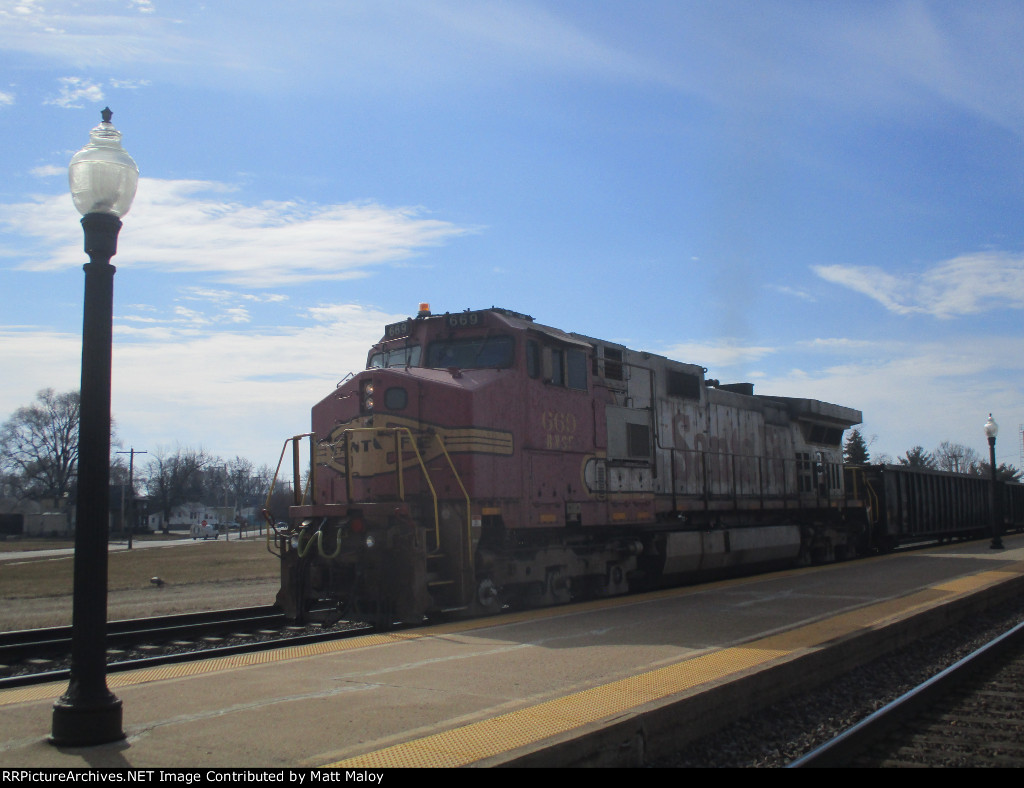 ATSF 669